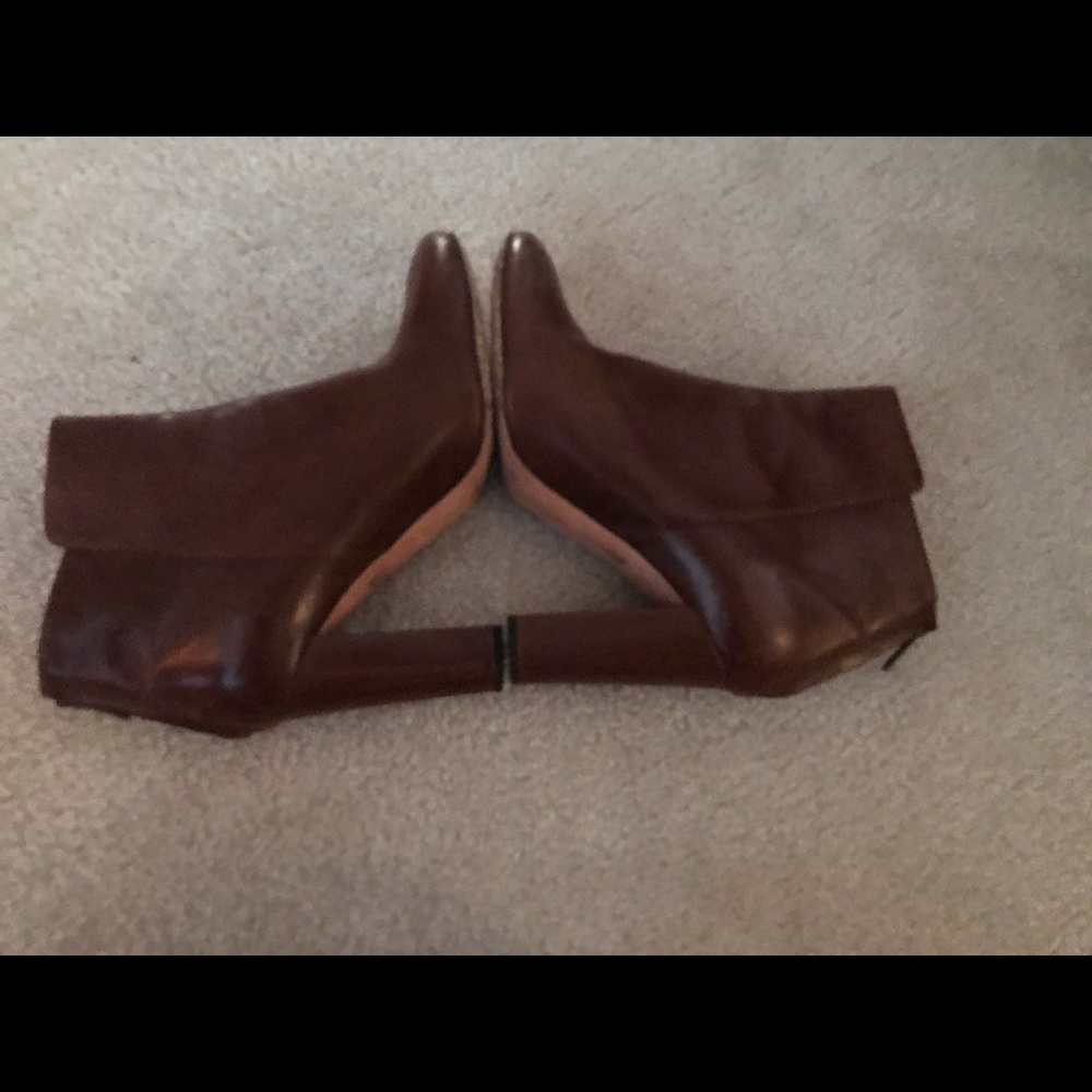 J Crew brown leather healed booties - Picture 2 of 6